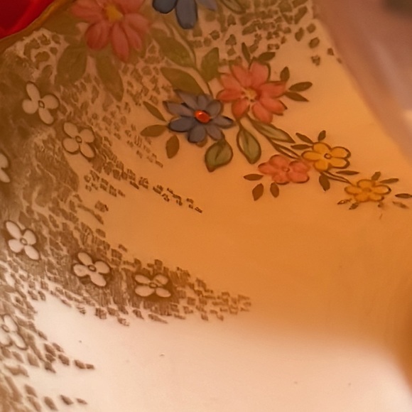 BEAUTIFUL ANTIQUE TUSCAN TEACUP AND SAUCER IN PINK & GOLD - Picture 4 of 12